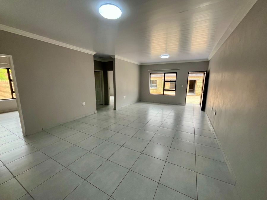 3 Bedroom Property for Sale in Flamwood North West